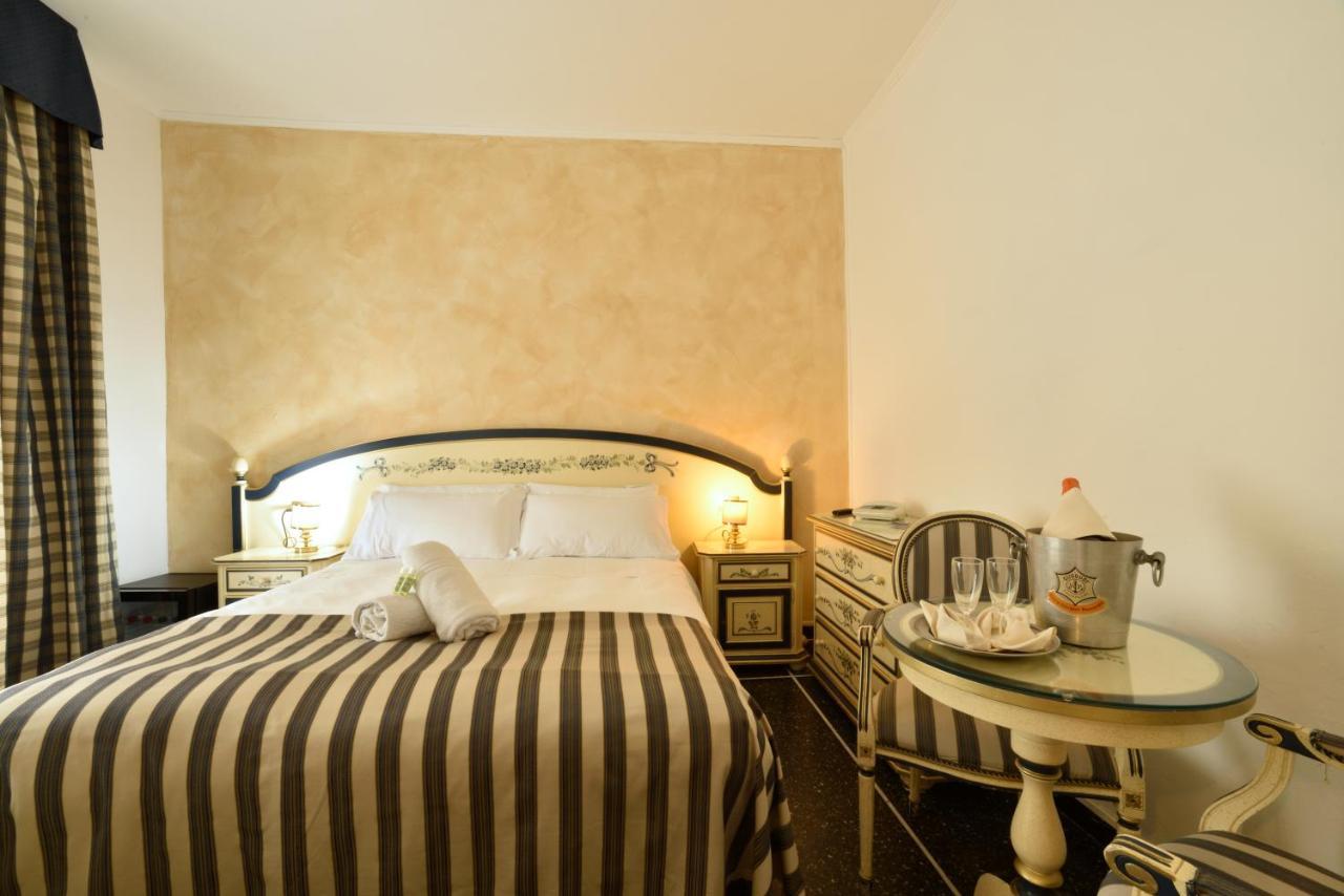 Hotel Morchio Mhotelsgroup ดิอาโนมารีนา ภายนอก รูปภาพ