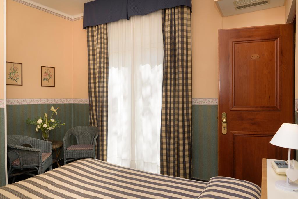 Hotel Morchio Mhotelsgroup ดิอาโนมารีนา ภายนอก รูปภาพ