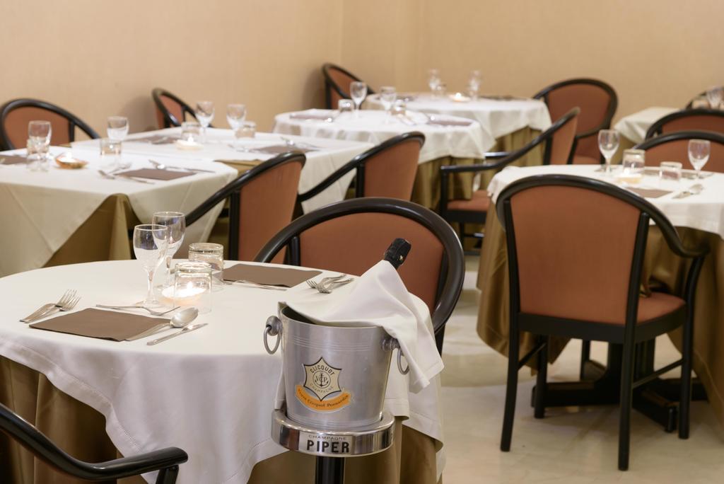 Hotel Morchio Mhotelsgroup ดิอาโนมารีนา ภายนอก รูปภาพ