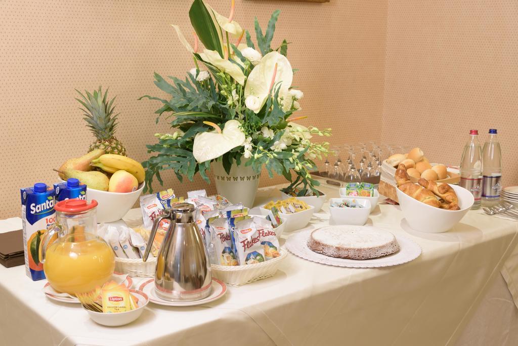 Hotel Morchio Mhotelsgroup ดิอาโนมารีนา ภายนอก รูปภาพ