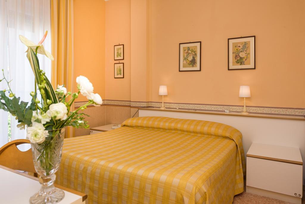 Hotel Morchio Mhotelsgroup ดิอาโนมารีนา ภายนอก รูปภาพ